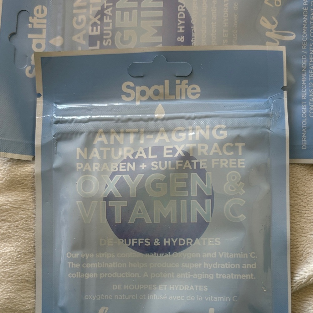 SpaLife Oxygen & Vitamin C Eye Strips for depuffing and hydration